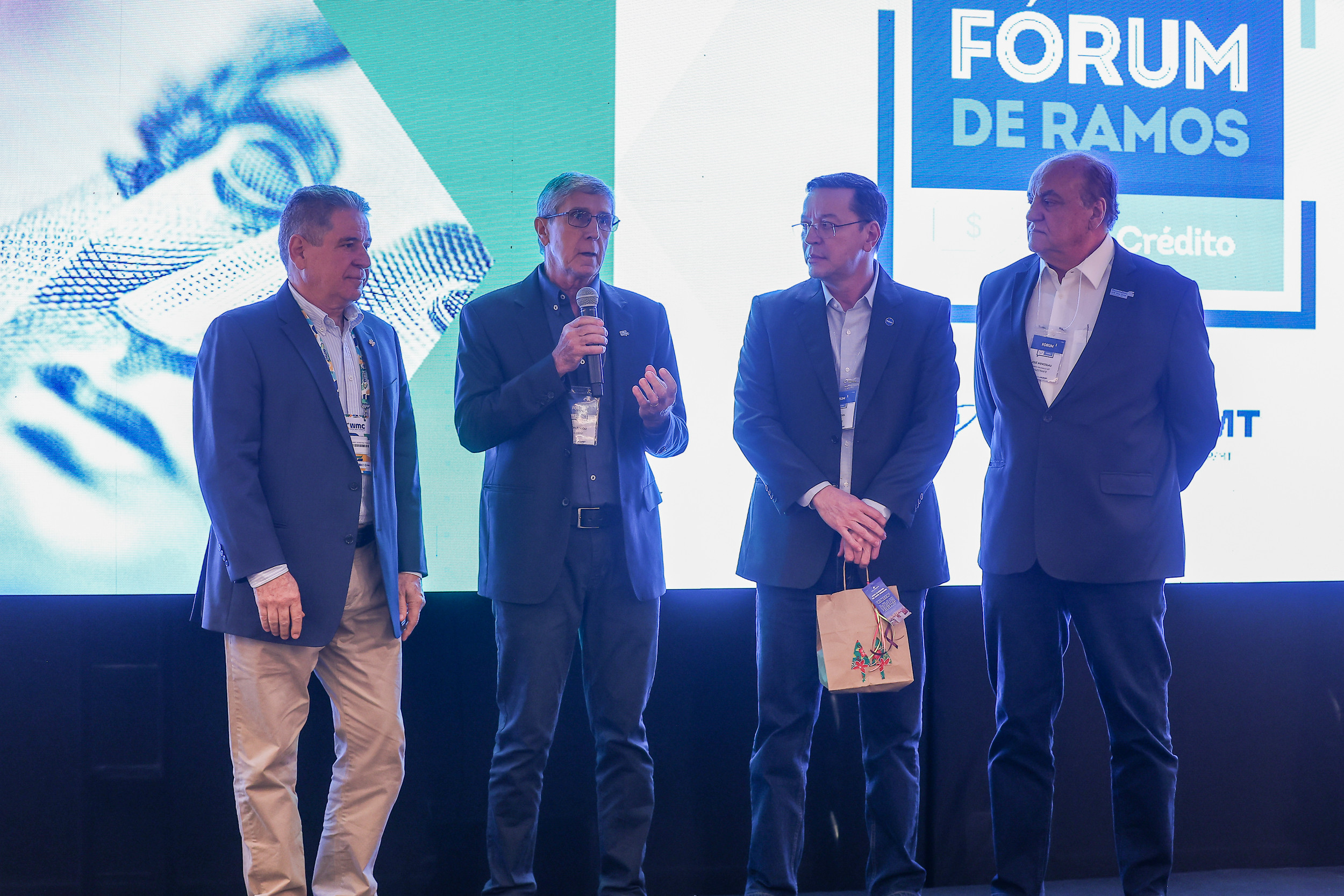 Cooperativismo de crédito planeja o futuro em evento estratégico do Sistema OCB/MT