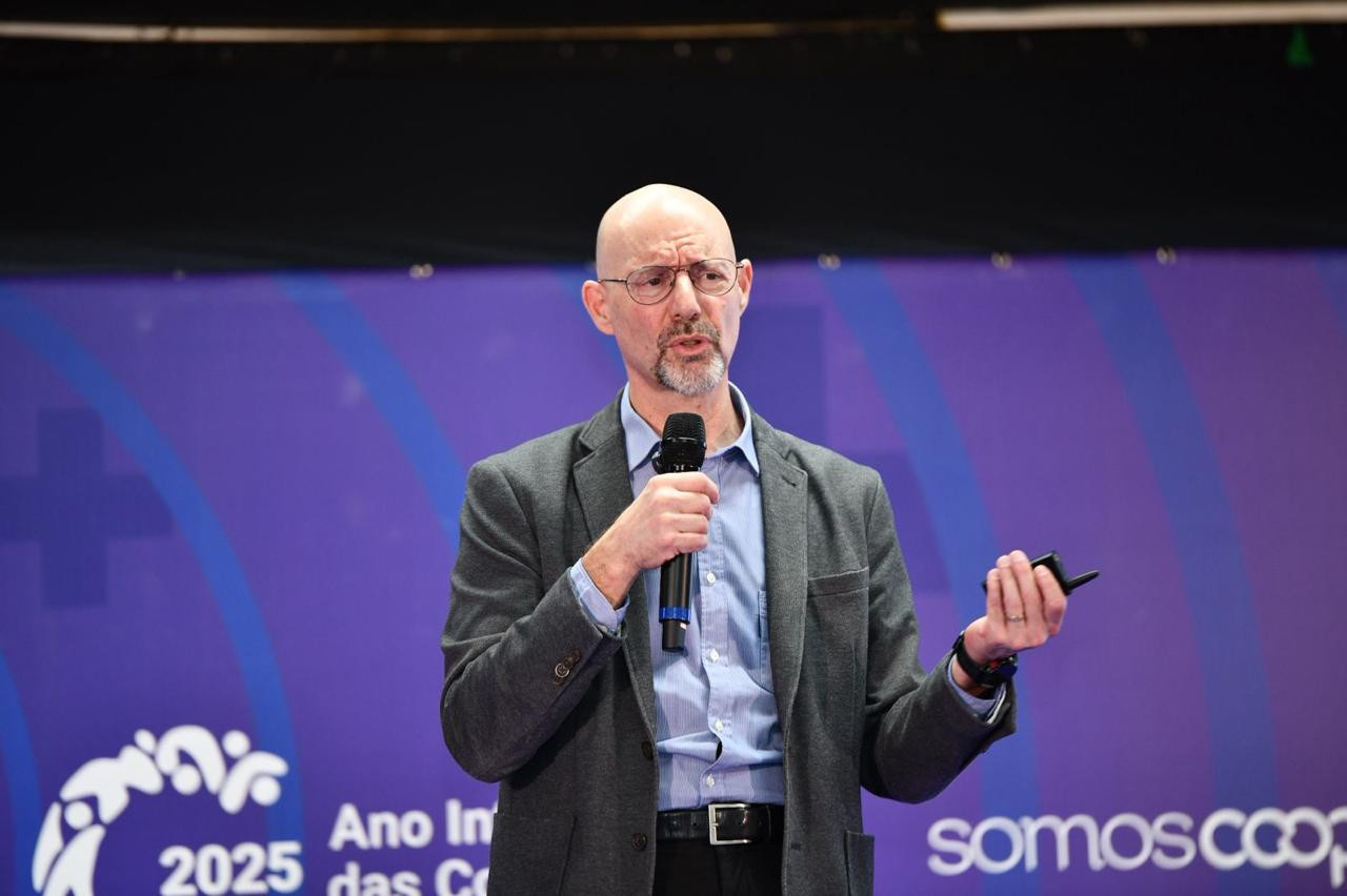 COOPERA + MT: Ex-diretor do Banco Central alerta para estagnação da economia brasileira 