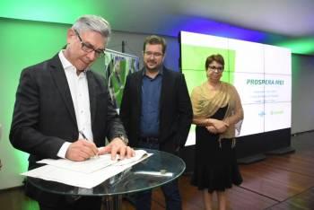 Sicredi e Sebrae lançam programa