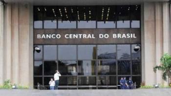 Bancos têm que atender presencialmente